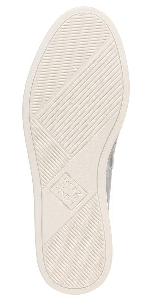 Naturalizer Women's Karis Loafers NW/OB