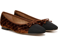 Spiced Camel/Black Velvet