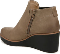 Naturalizer Women's Affirm Weather Resistant Ankle Booties NW/OB