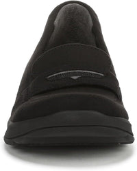 BZees Women's Gamma Loafers NW/OB