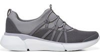 BZees Women's Hero Sneakers NW/OB