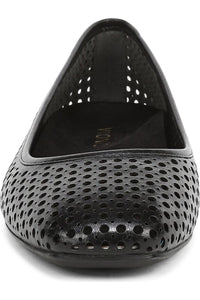 Vionic Women's Orinda Perf Ballet Flat NW/OB