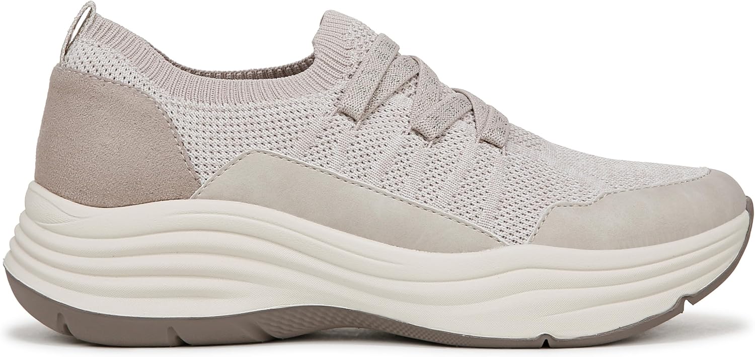 Bzees Women's Impact Slip On Sneakers NW/OB