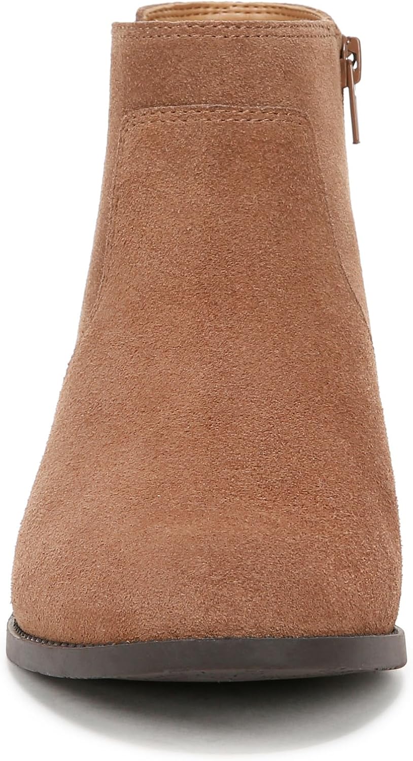Vionic Women's Finn Boots NW/OB