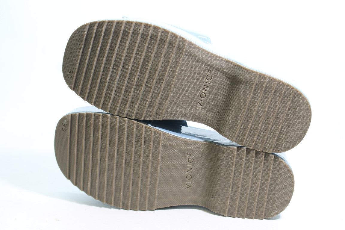 Vionic Plateau Trista Women's Sandal Floor Sample