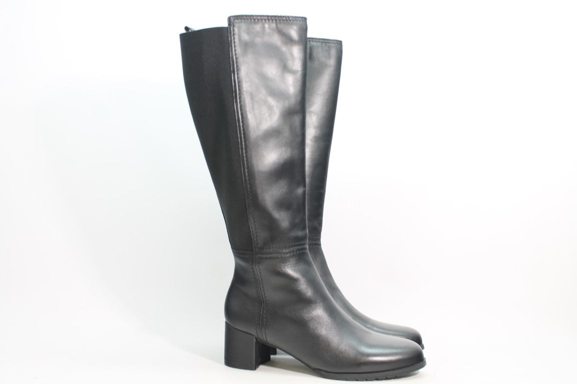 Naturalizer Brent Women's Boots Floor Sample