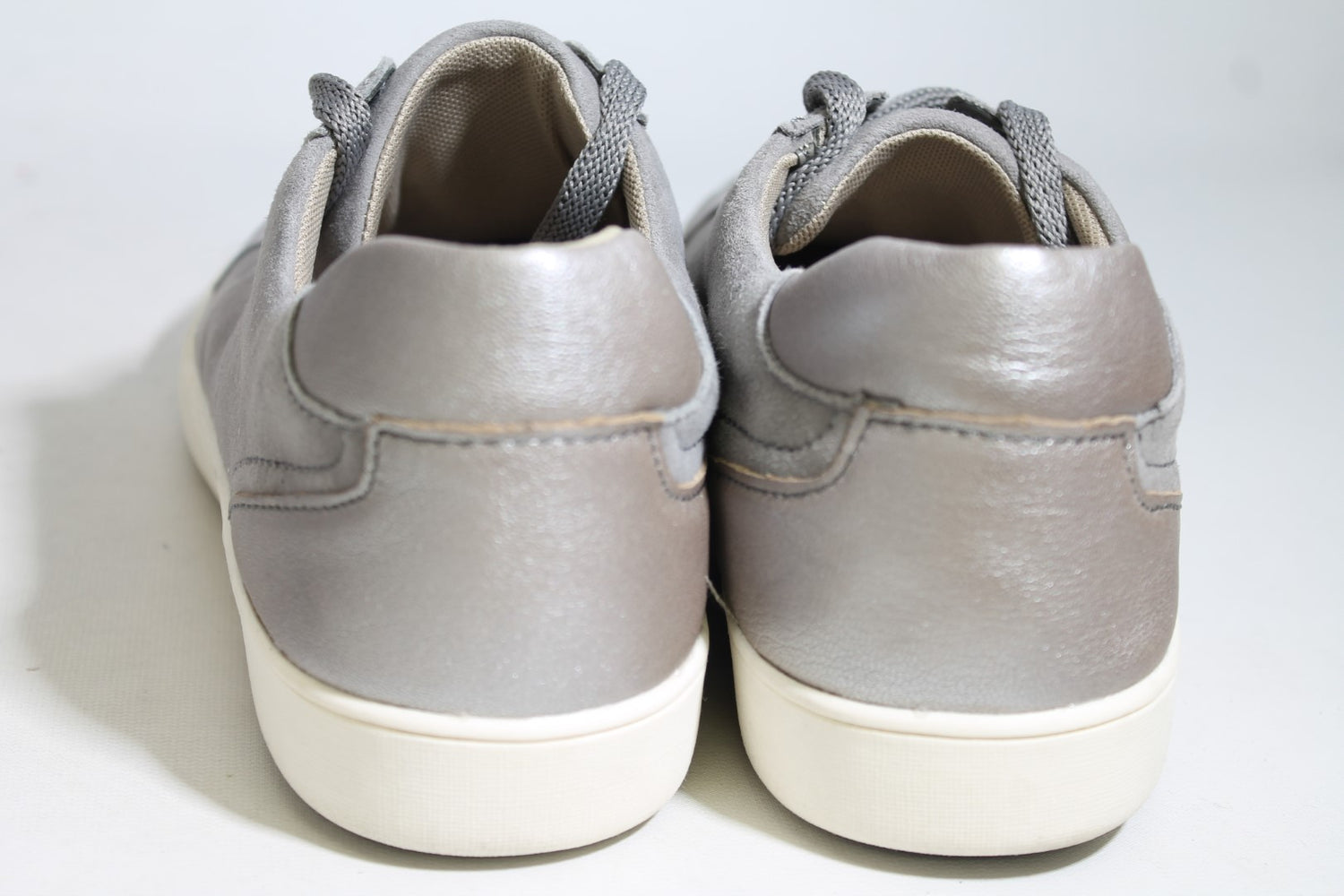 Naturalizer Morrison-Stud Women's Sneakers Floor Sample