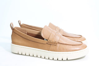 Vionic Women's Uptown Loafers Floor Sample