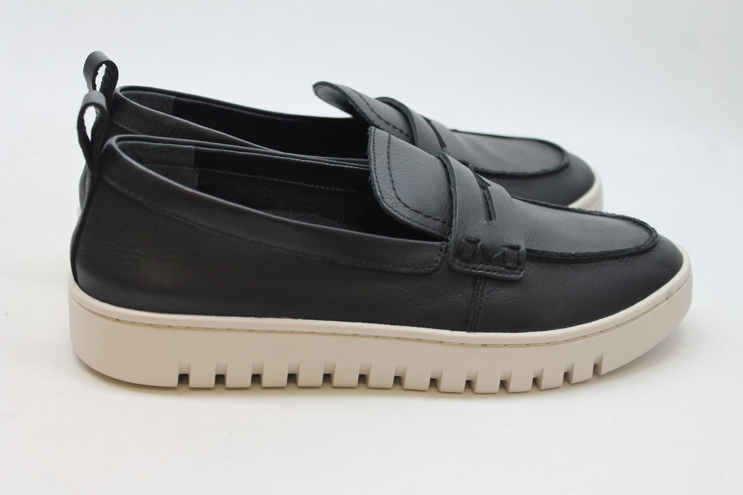 Vionic Uptown Women's Loafers Floor Sample