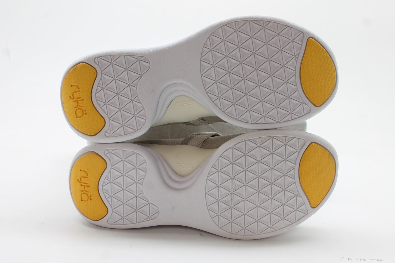 Ryka Molly Women's Flats Floor Sample