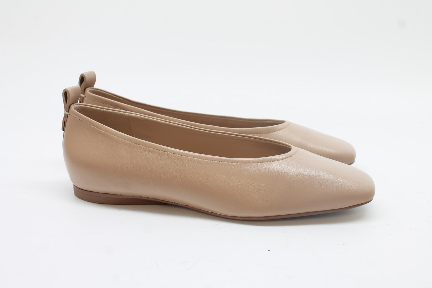 Naturalizer Women's Carla Flats Floor Sample