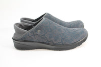BZees Women's Getaway Mule Sneakers Floor Sample