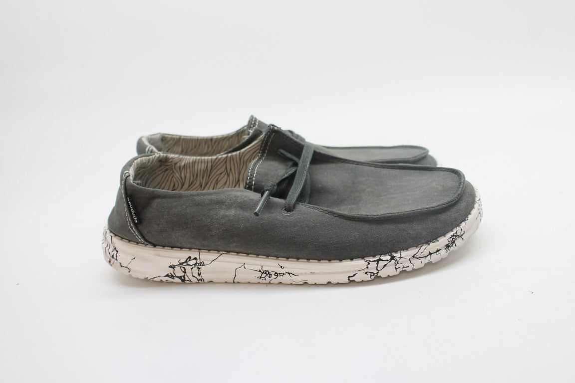 Hey Dude Women's Wendy Sneakers Preowned4