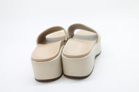 Vionic Plateau Trista Women's Sandal Floor Sample