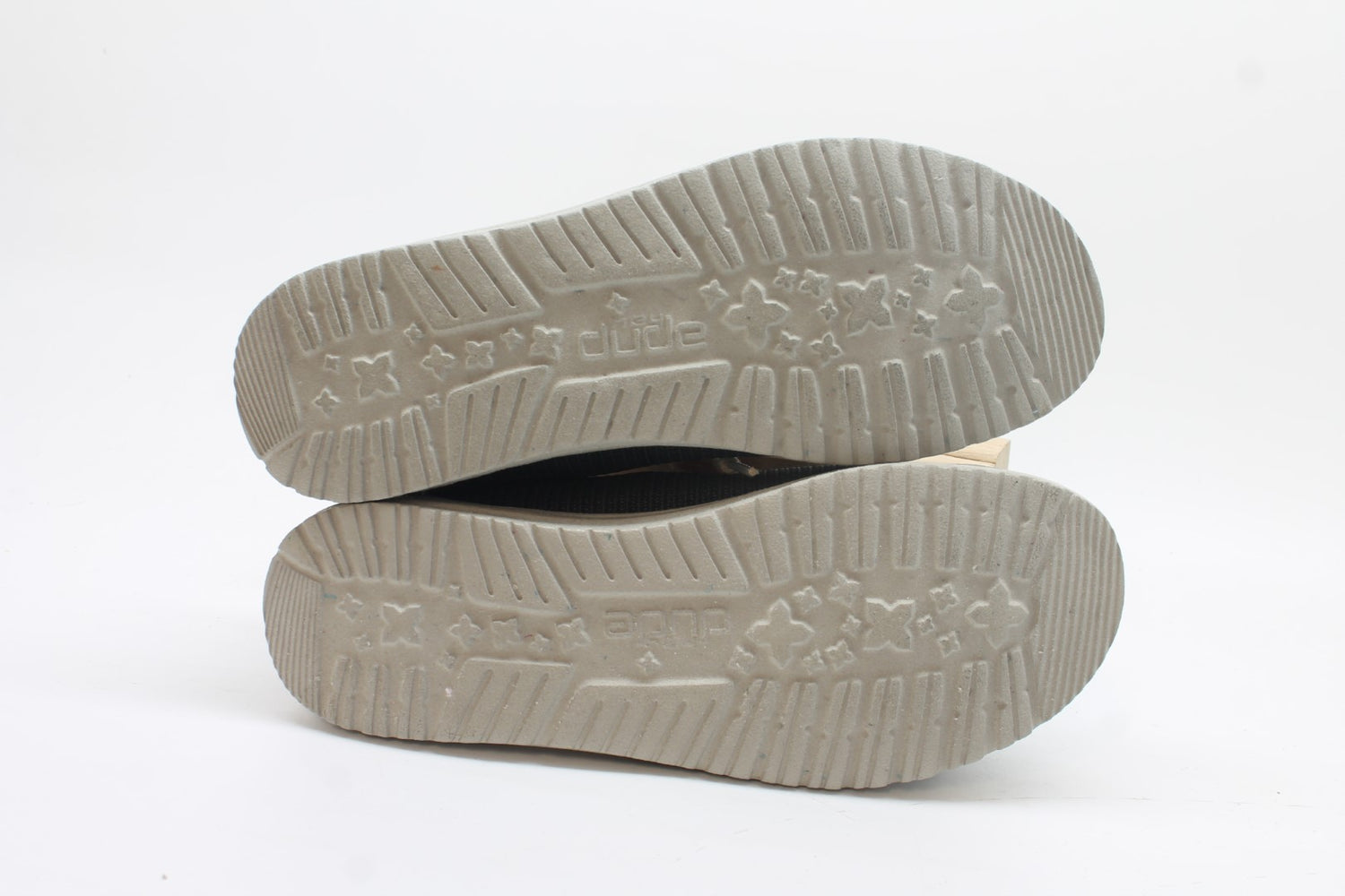 Hey Dude Women's Wendy Eco Sneakers Preowned4