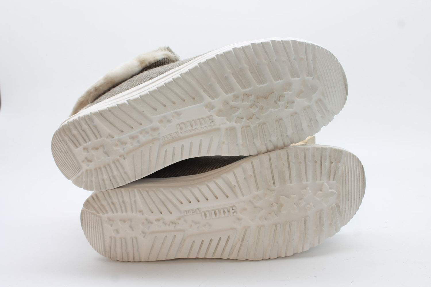 Hey Dude Women'a Britt Sneakers Preowned4