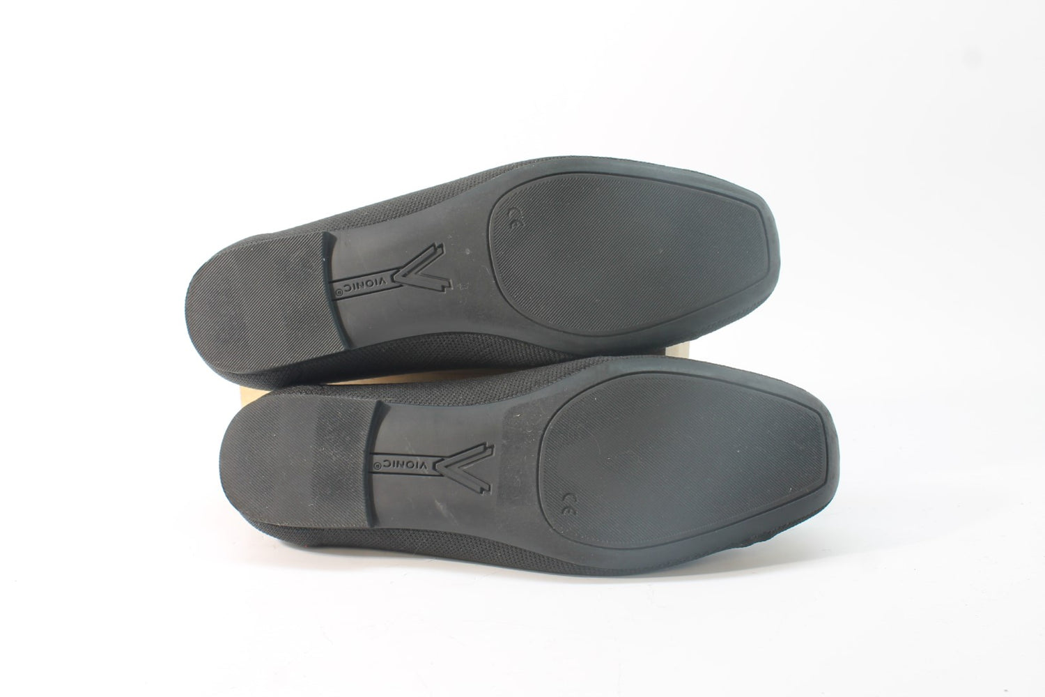 Vionic Women's Klara Knit Ballet Flat Floor Sample