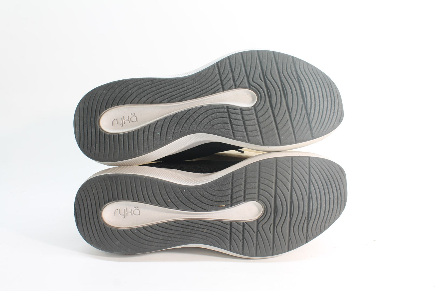 Ryka Frenzy Women's Sneakers Floor Sample