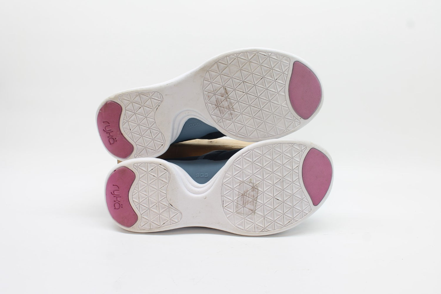Ryka Molly Women's Flats Floor Sample