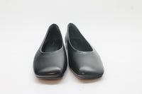 Vince Women's Leah Flats Floor Sample