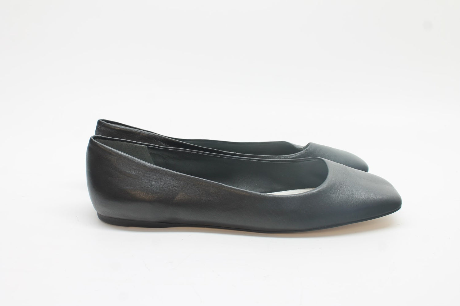 Franco Sarto Women's A-Flexa Amaya Flats Floor Sample