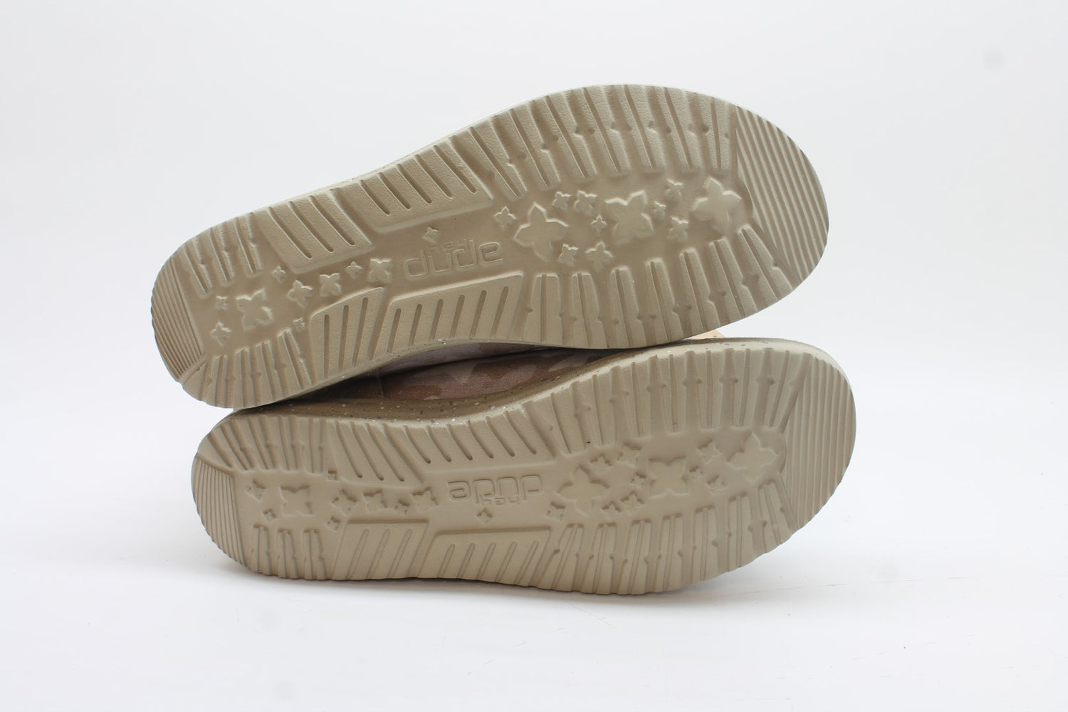 Hey Dude Women's Wendy Sneakers, Floor Sample