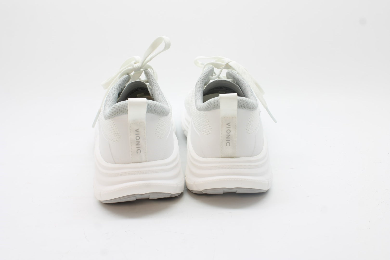 Vionic Women's Walk Max Lace Up Sneakers Floor Sample