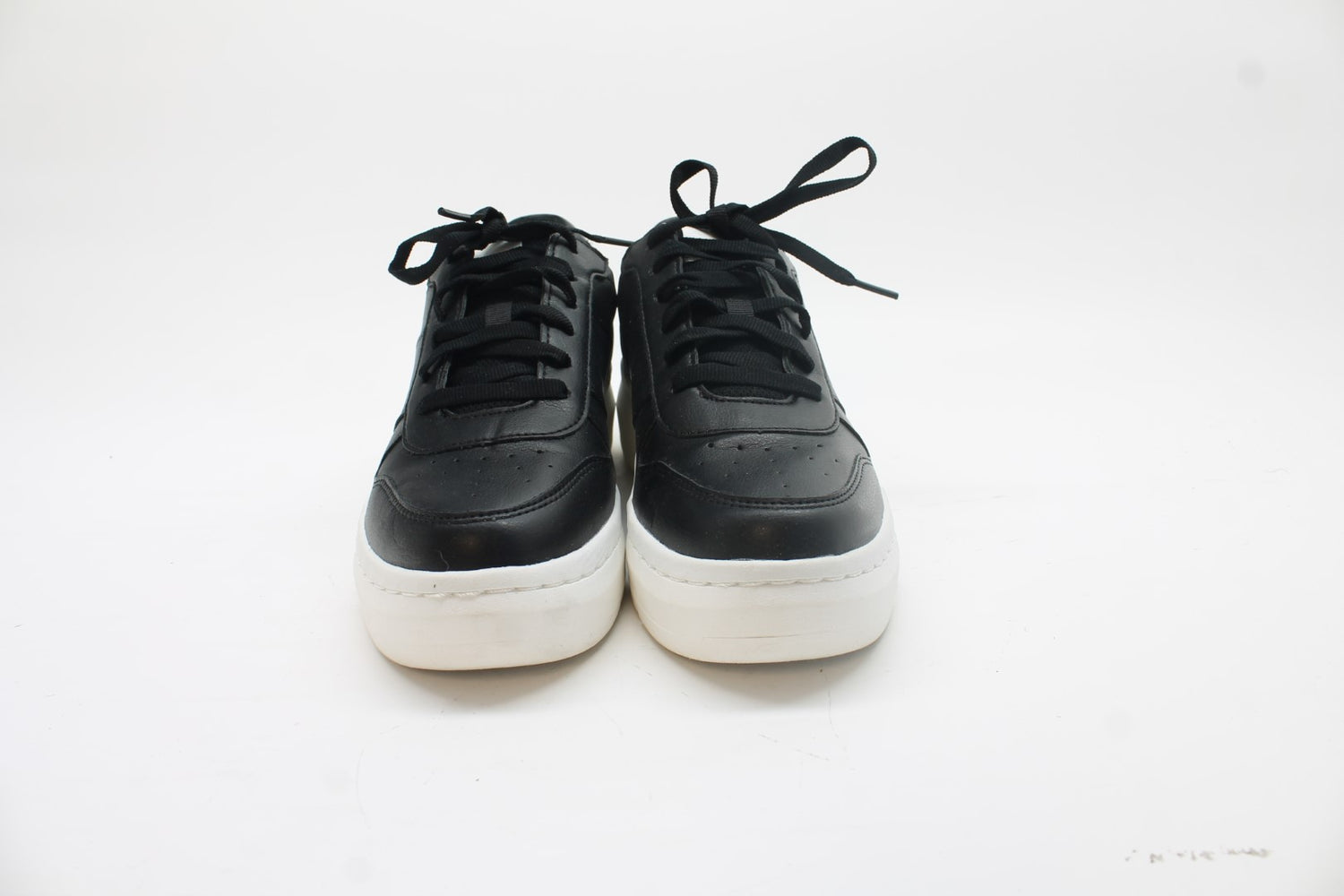 Dr. Scholl's Women's Savoy Sneakers Floor Sample
