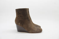 Vince Women's Andy Leather Ankle Boots Floor Sample