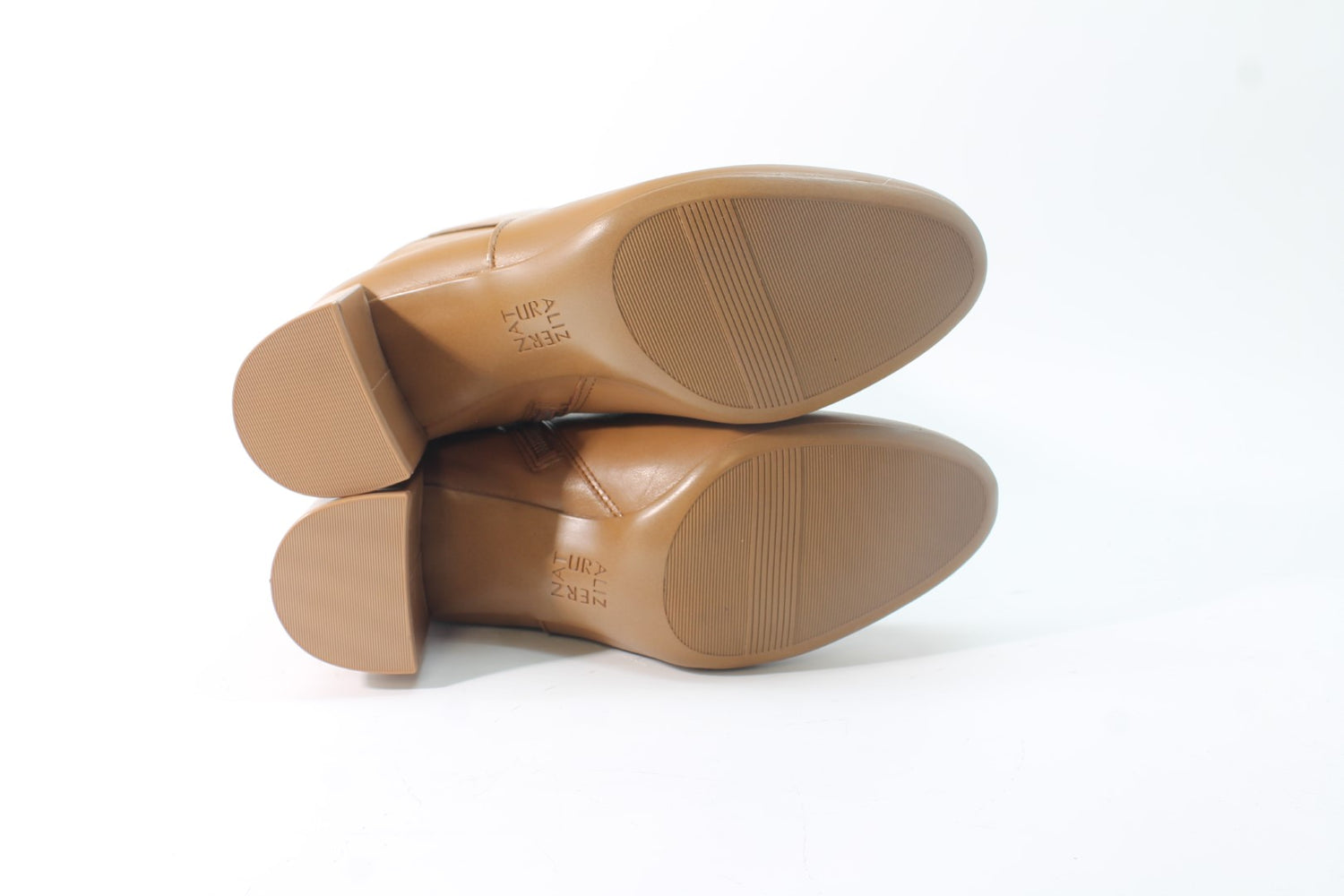 Naturalizer Women's River Booties Floor Sample