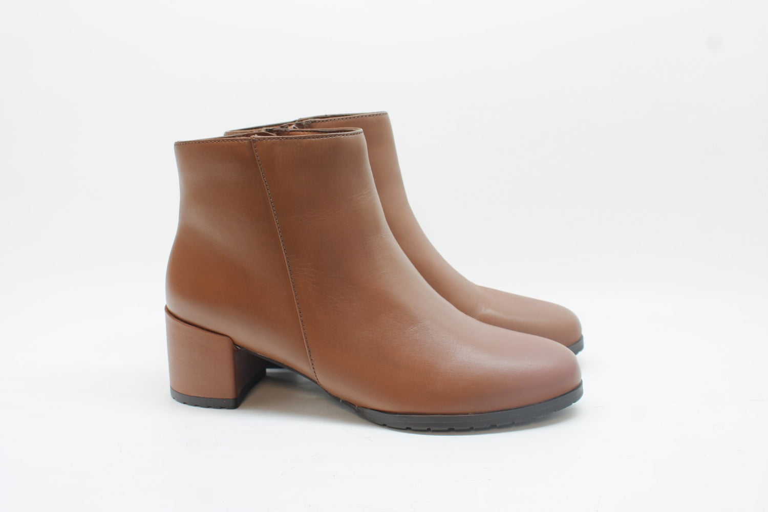 Naturalizer Women's Bay Waterproof Booties Floor Sample