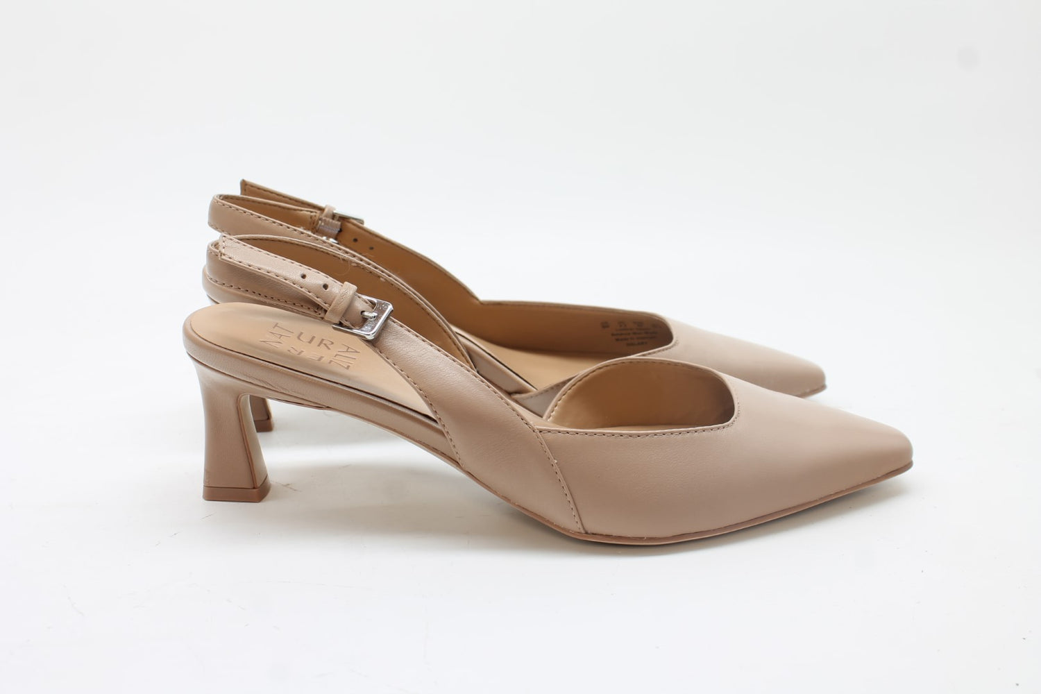 Naturalizer  Women's Dalary Slingback Black Pumps Floor Sample