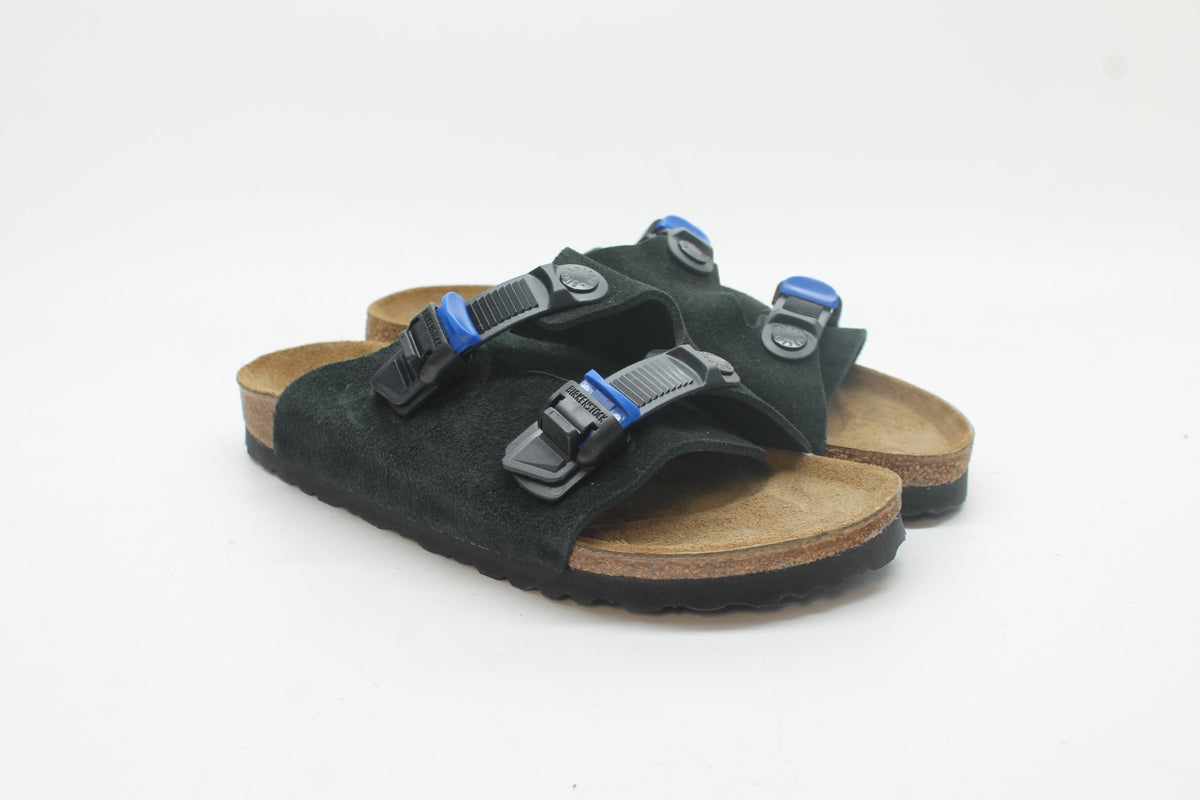Black with Blue Clip