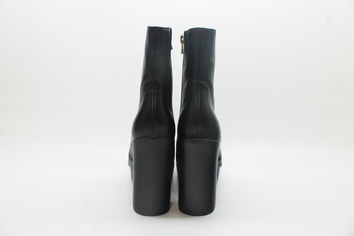 Naturalizer 27 Edit Gates Women's Boots Floor Sample