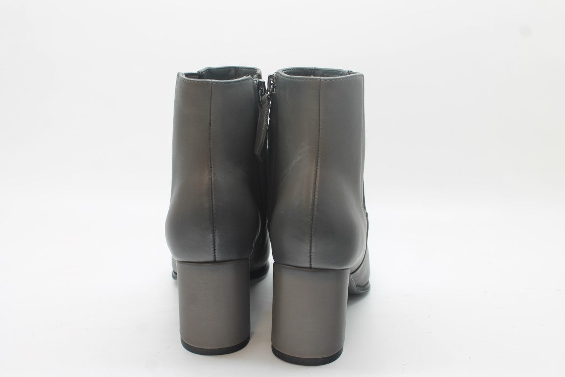 Franco Sarto Women's L-Demmi Pointed Toe Dress Ankle Booties Floor Sample