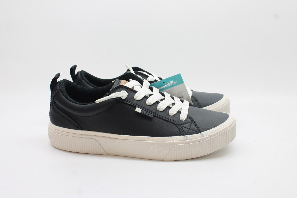 Reef Women's Lay Day Dawn Sneakers Floor Sample