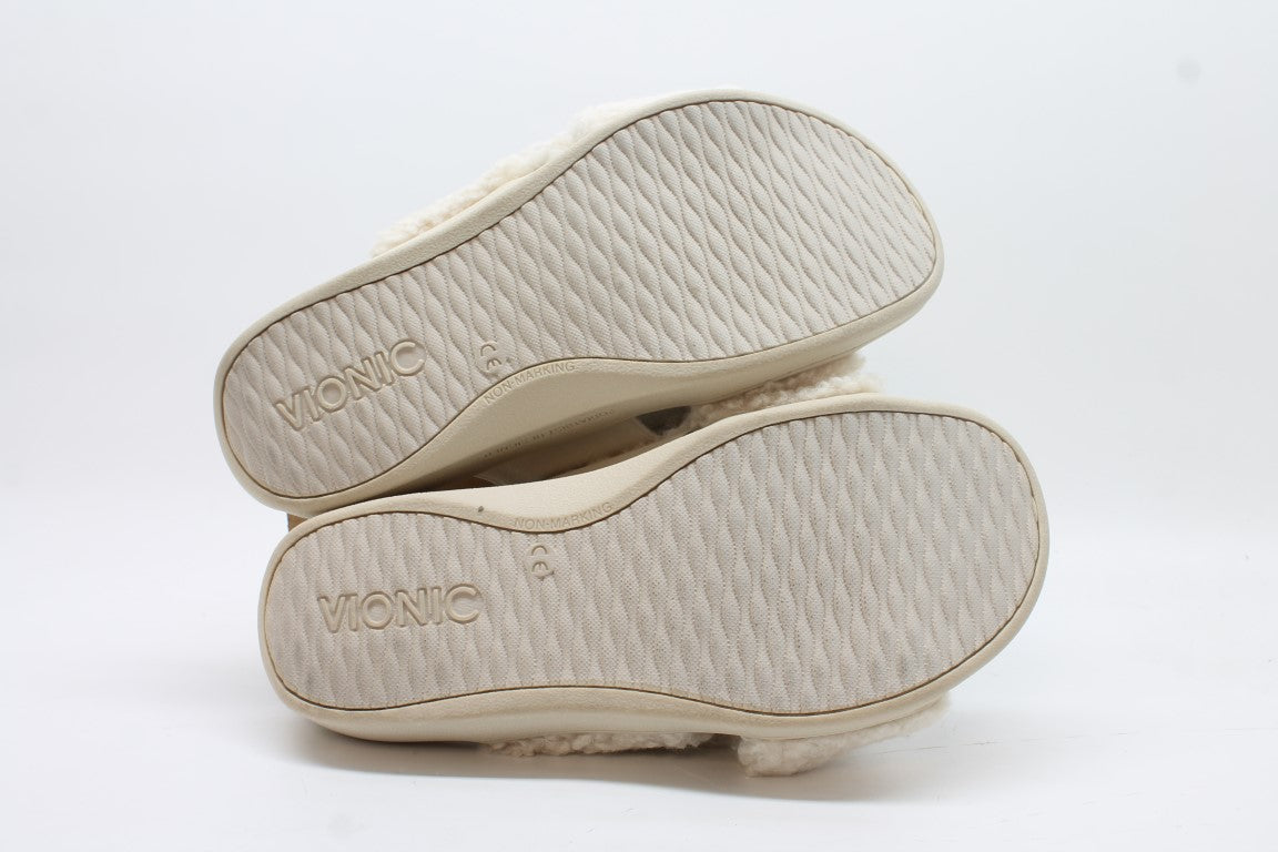 Vionic Women's Relax II Slippers Floor Sample