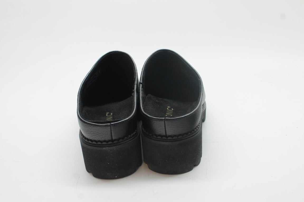 Vionic Fairfax Women's Clogs Floor Sample