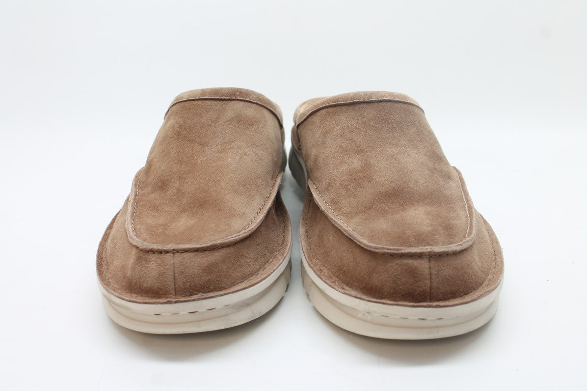Vionic Men's Uptown Clogs Floor Sample