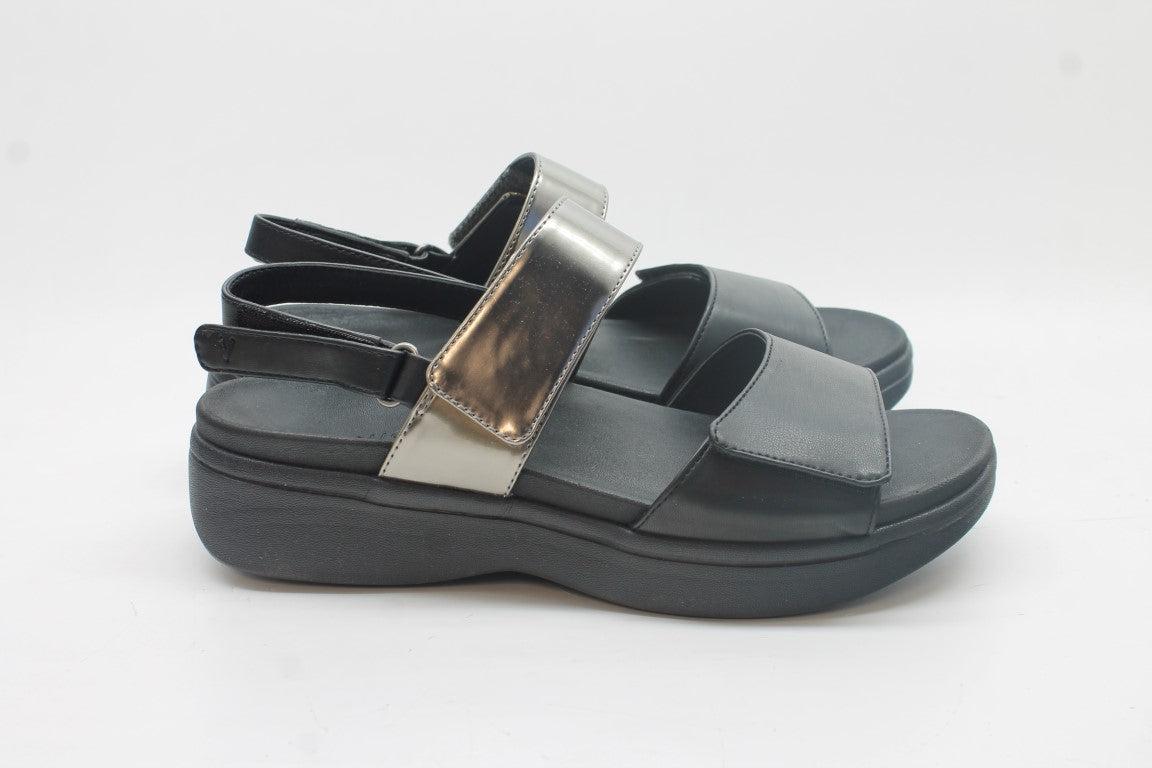Vionic Women's Fay Sandals Floor Sample