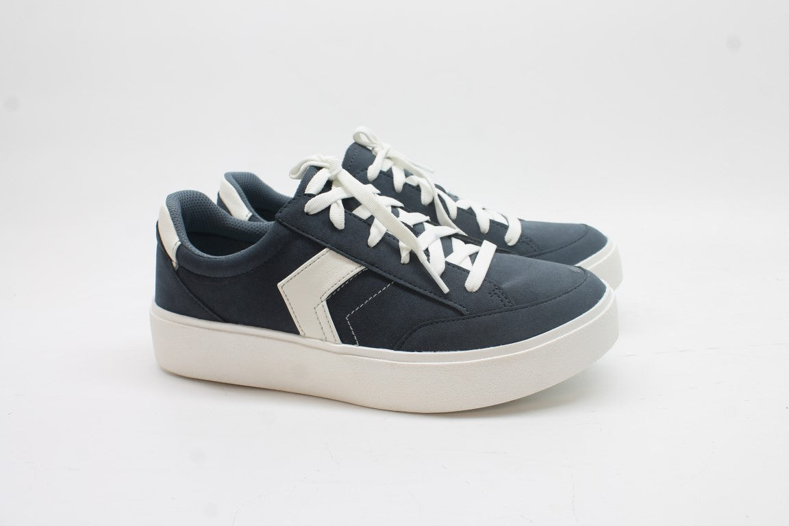 Dr. Scholl's Women's Madison Lace Sneakers Floor Sample