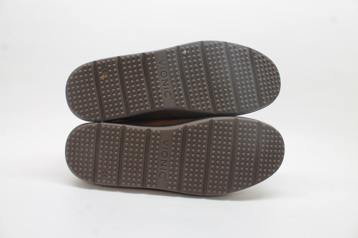 Vionic Gustavo Men's Slipper, Floor Sample