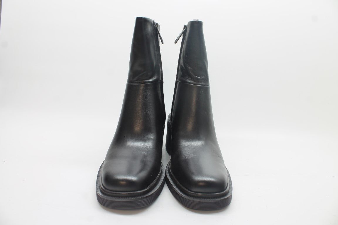 Franco Sarto Women's Kyra Fashion Ankle Boot Floor Sample