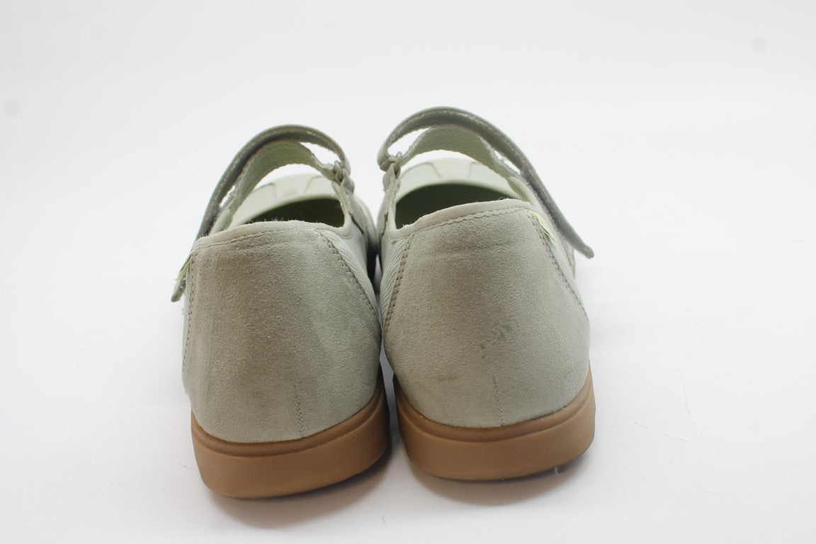 Ryka Women's Effortless Slip-On Sneaker Floor Sample