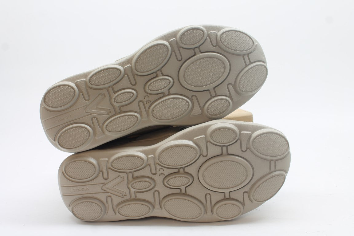 Vionic Women's Lotus Rx Slip On Clog Floor Sample