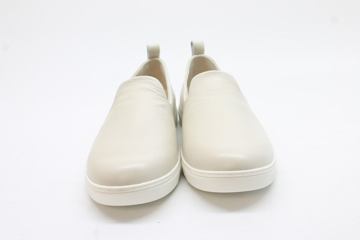Vionic Women's Uptown Willa Slip On Sneakers Floor Sample