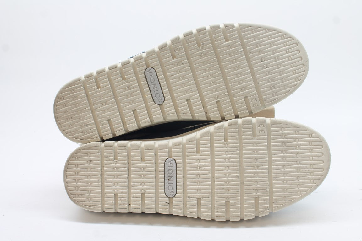 Vionic Women's Uptown Mule Preowned4