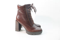 Naturalizer Women's Prewitt Booties Floor Sample