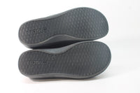 Vionic Men's Unwind Clog Slippers, Floor Sample