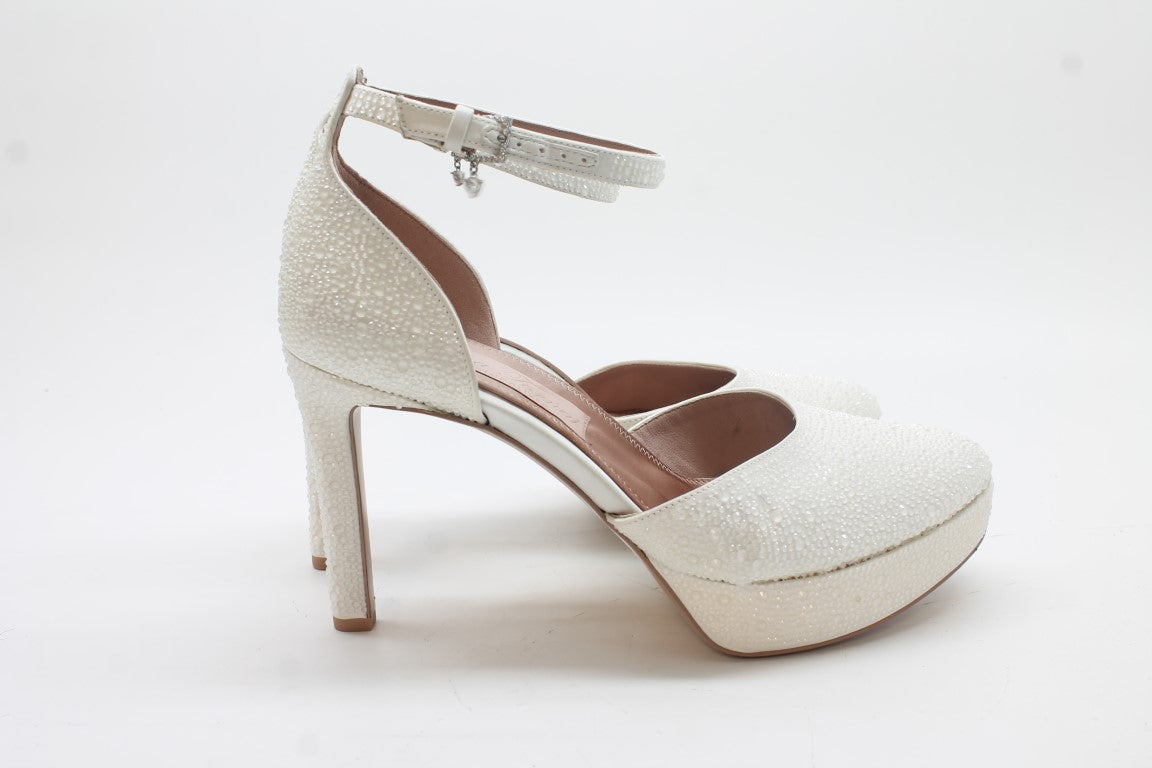 Naturalizer Pnina Tornai Women's Rak Ankle Strap Dress Shoe Floor Sample
